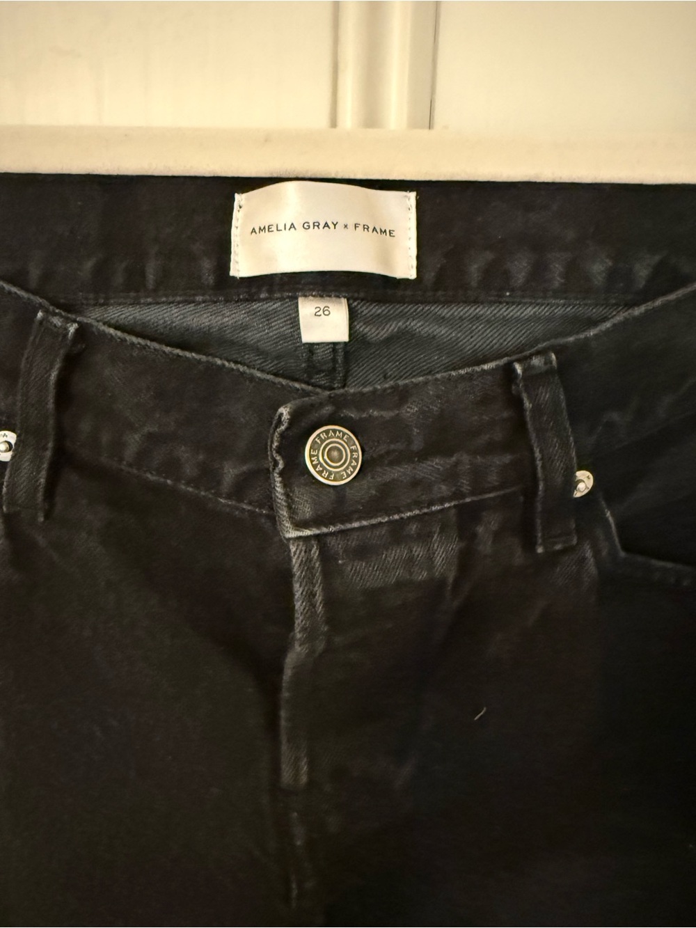 FRAME The Gray Low Rise Denim Shade Astral Size 26, inseam 31” - Picture 3 of 7
